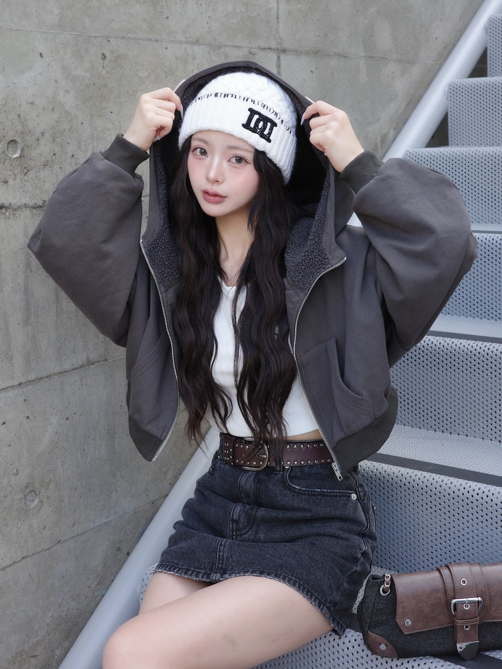 モデル：158cm（着用サイズ：FREE　着用カラー：C-GRY）