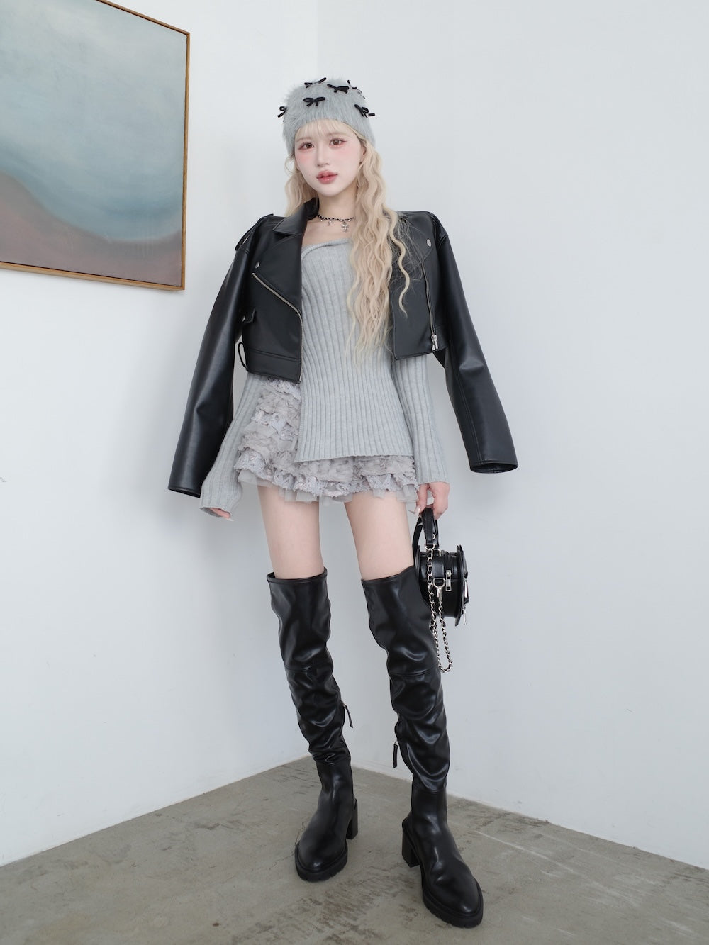 モデル：165cm（着用サイズ：FREE　着用カラー：GRY）