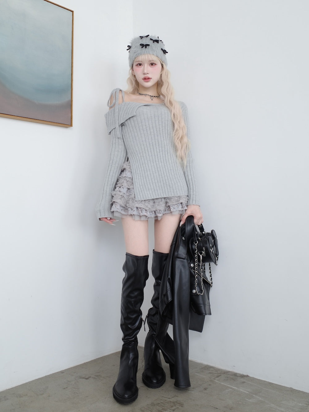 モデル：165cm（着用サイズ：FREE　着用カラー：GRY）