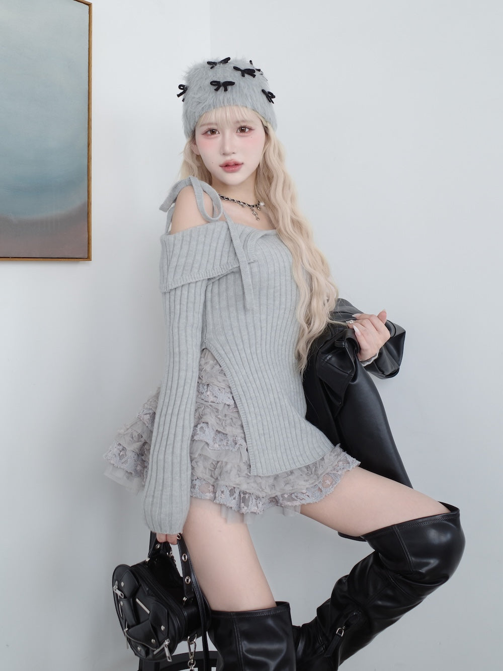 モデル：165cm（着用サイズ：FREE　着用カラー：GRY）