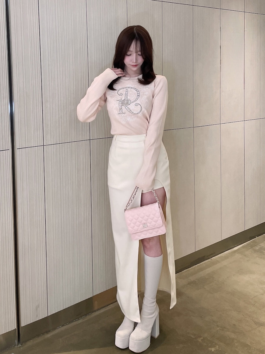 モデル：155cm（着用サイズ：S　着用カラー：IVO）