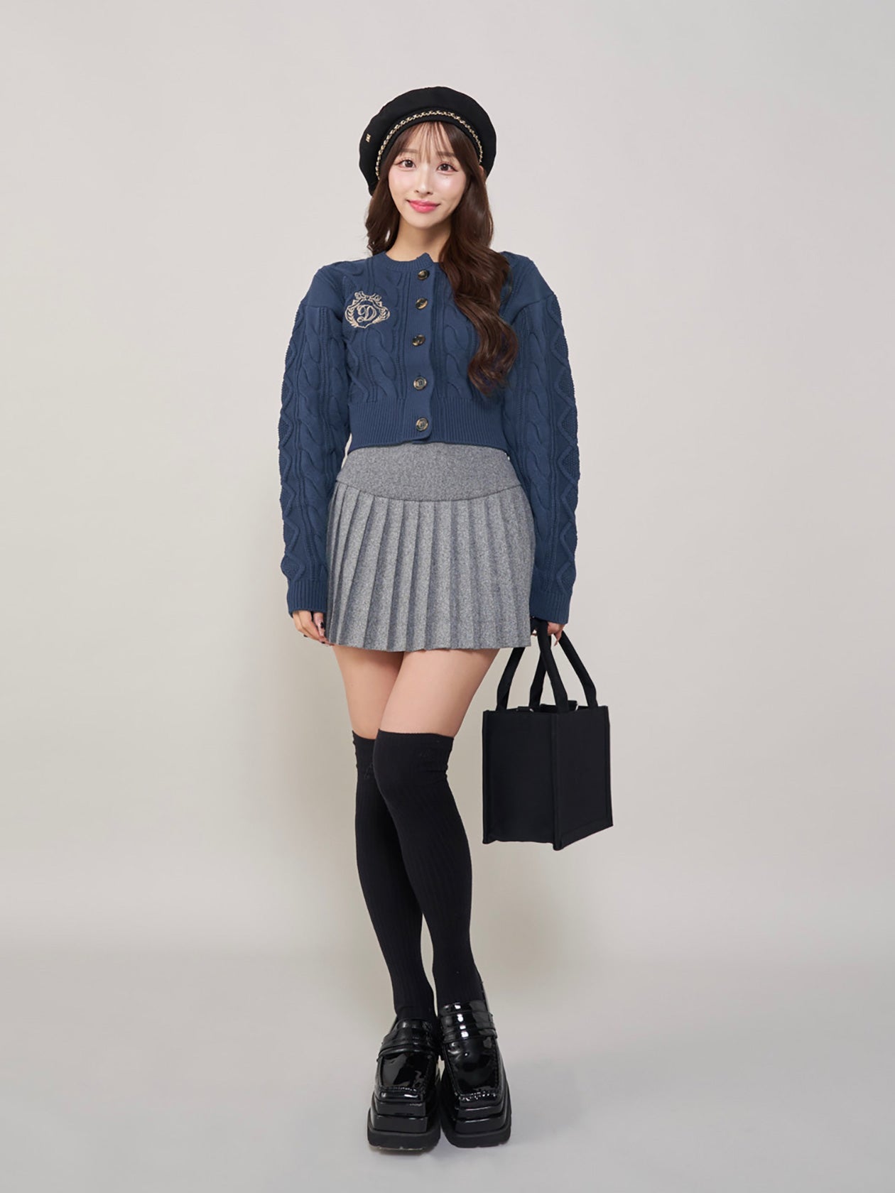 モデル：156cm（着用サイズ：FREE　着用カラー：NVY）