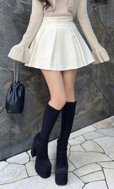 モデル：158cm（着用サイズ：S　着用カラー：IVO）