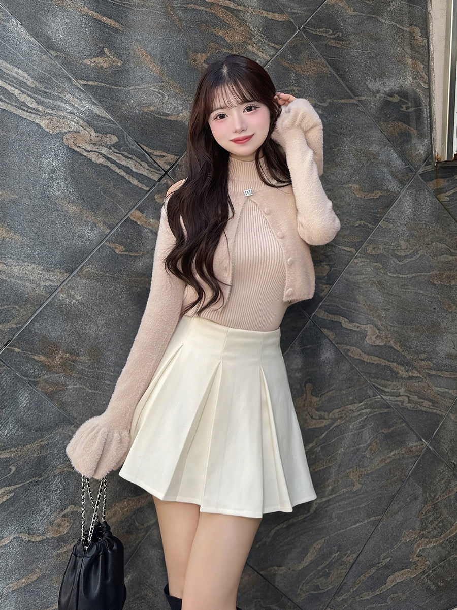 モデル：158cm（着用サイズ：FREE　着用カラー：PNK）