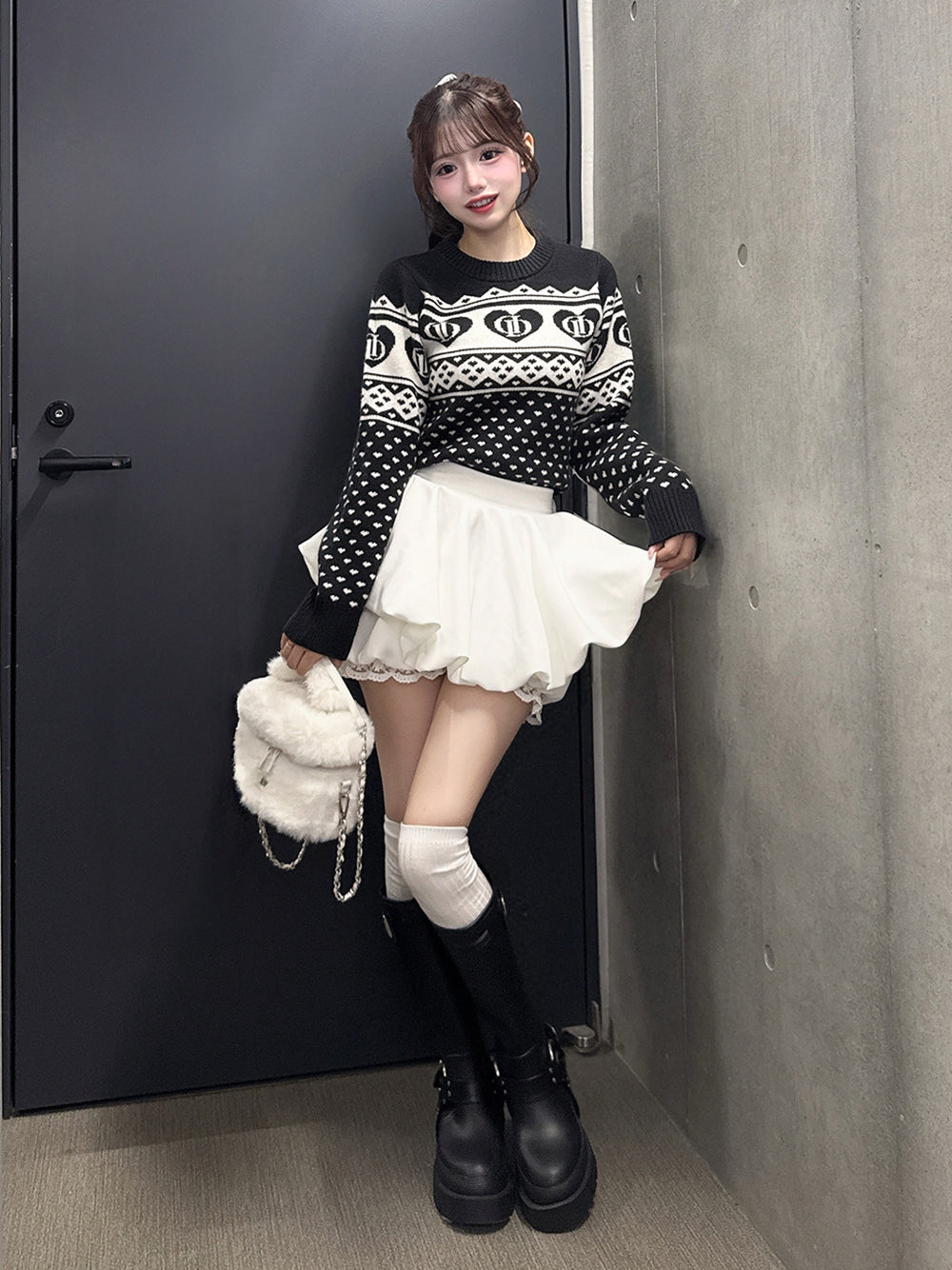 モデル：158cm（着用サイズ：FREE　着用カラー：WHT）