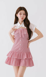 モデル：164cm（着用サイズ：FREE　着用カラー：RED）