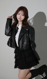 モデル：158cm（着用サイズ：FREE　着用カラー：BLK）