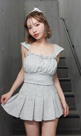 モデル：156cm（着用サイズ：FREE　着用カラー：GRY）