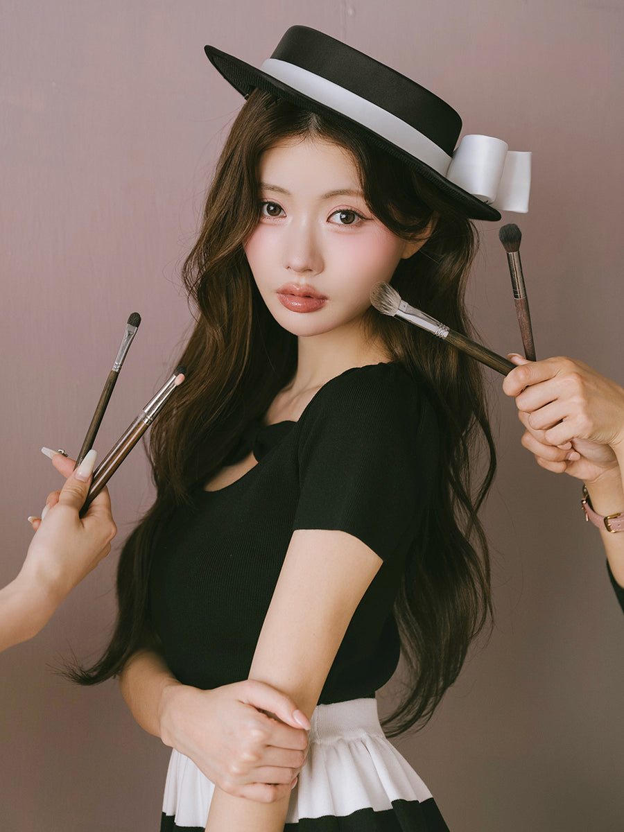 モデル：164cm（着用サイズ：FREE　着用カラー：BLK）