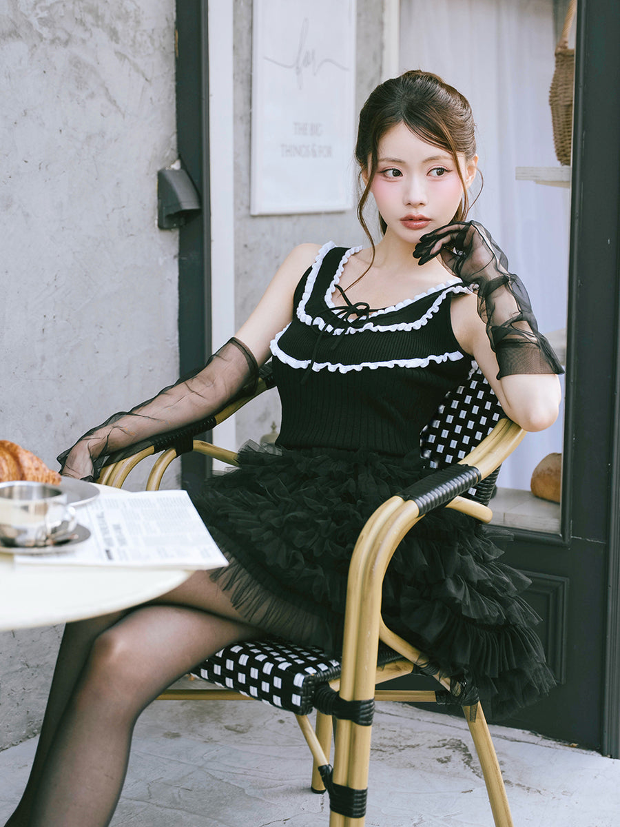 モデル：164cm（着用サイズ：FREE　着用カラー：BLK）