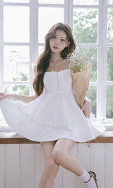 モデル：164cm（着用サイズ：FREE　着用カラー：WHT）