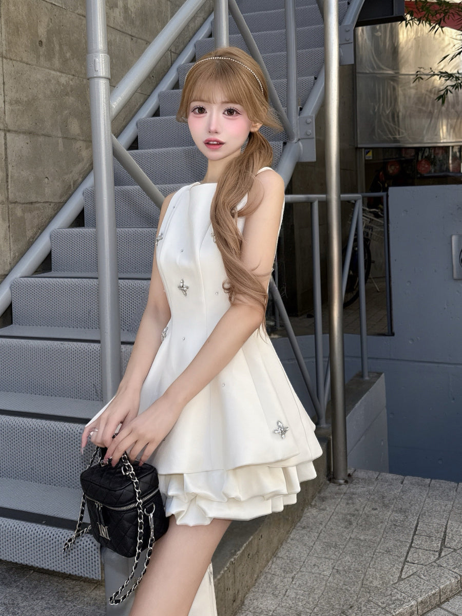 モデル：158cm（着用サイズ：FREE　着用カラー：WHT）