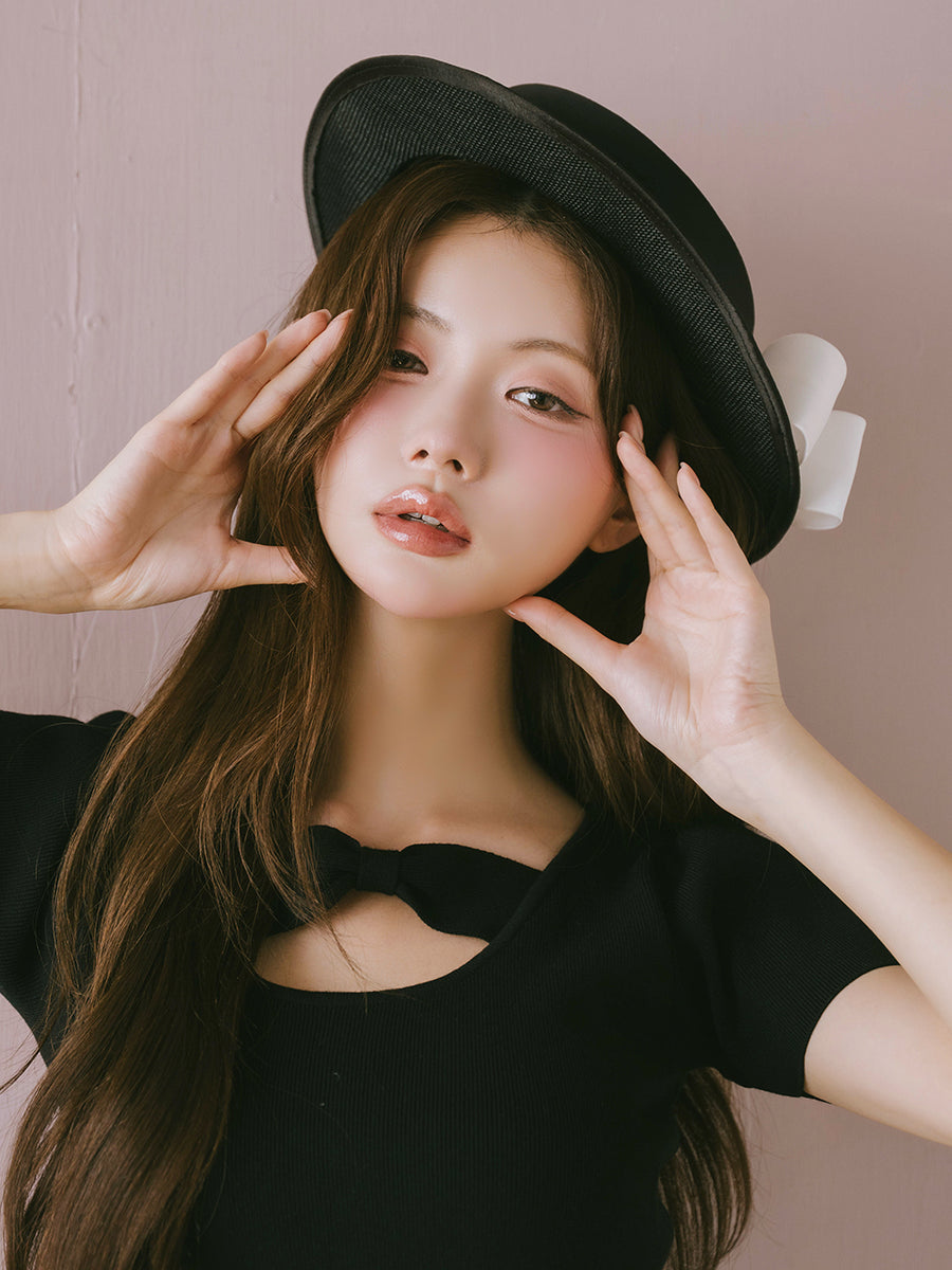 モデル：164cm（着用サイズ：FREE　着用カラー：BLK）