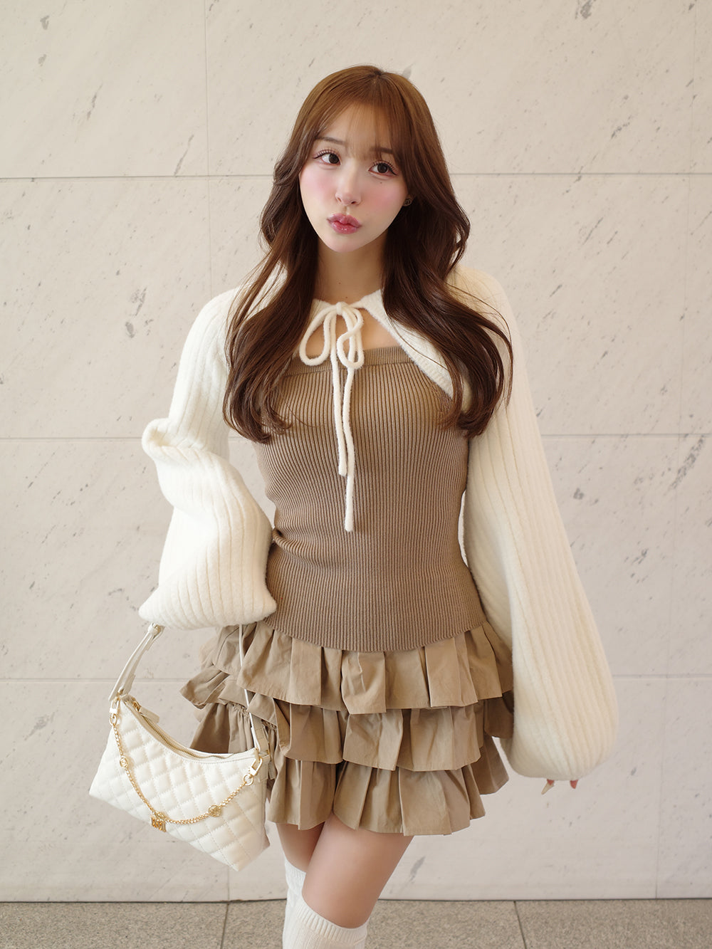 モデル：156cm（着用サイズ：FREE　着用カラー：BEG）