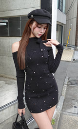 モデル：163cm（着用サイズ：FREE　着用カラー：BLK）