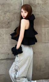 モデル：161cm（着用サイズ：FREE　着用カラー：BLK）