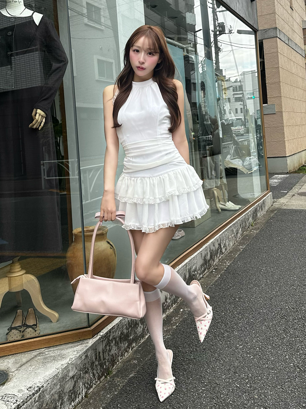 モデル：156cm（着用サイズ：FREE　着用カラー：WHT）