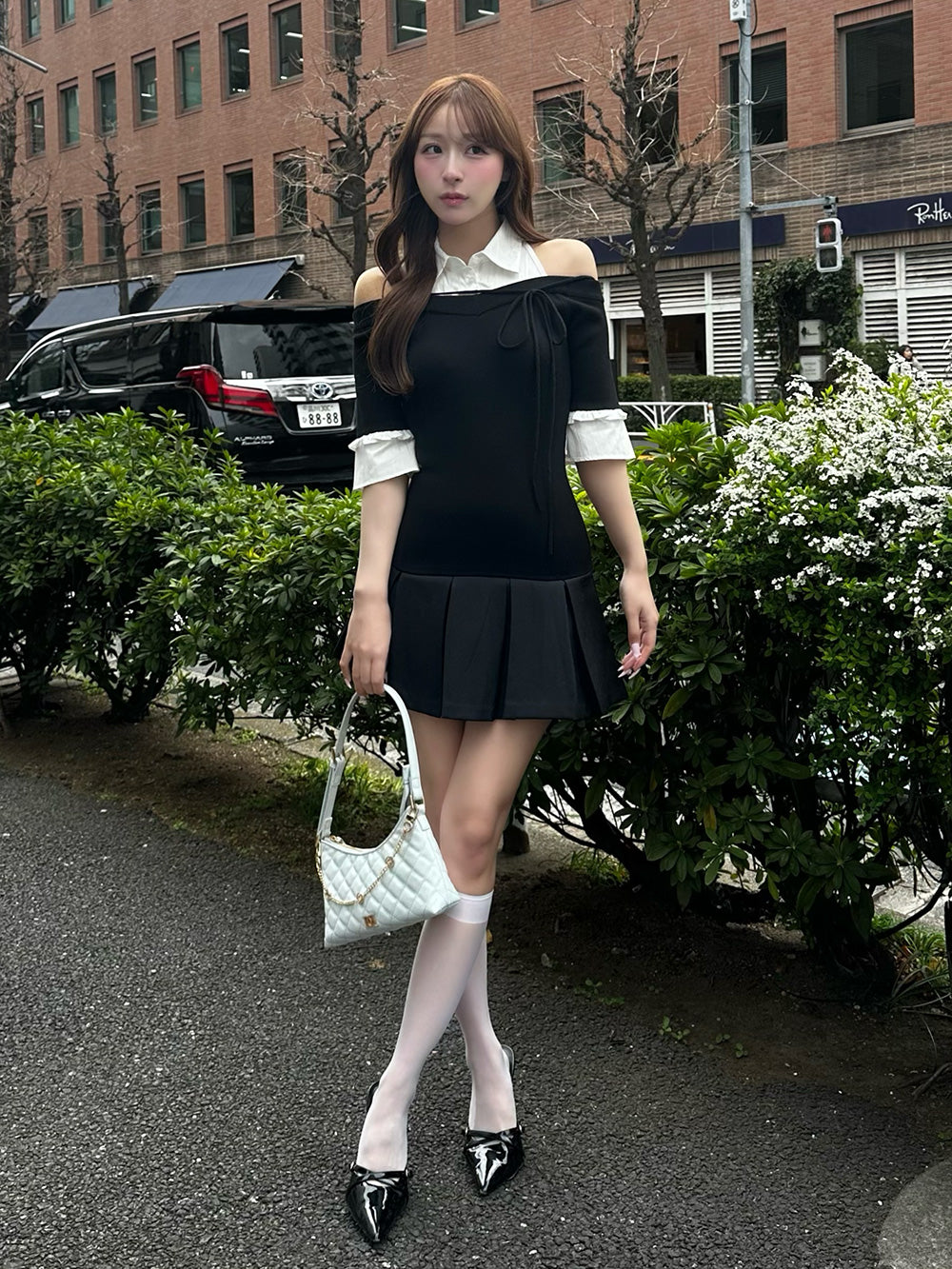 シャツドッキングオフショルプリーツミニワンピース – Darich