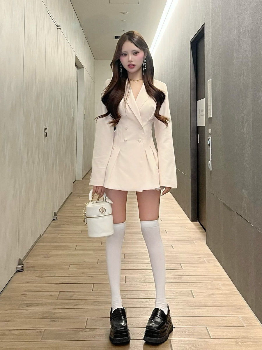 モデル：157cm（着用サイズ：FREE　着用カラー：IVO）