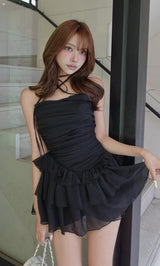 モデル：163cm（着用サイズ：FREE　着用カラー：BLK）