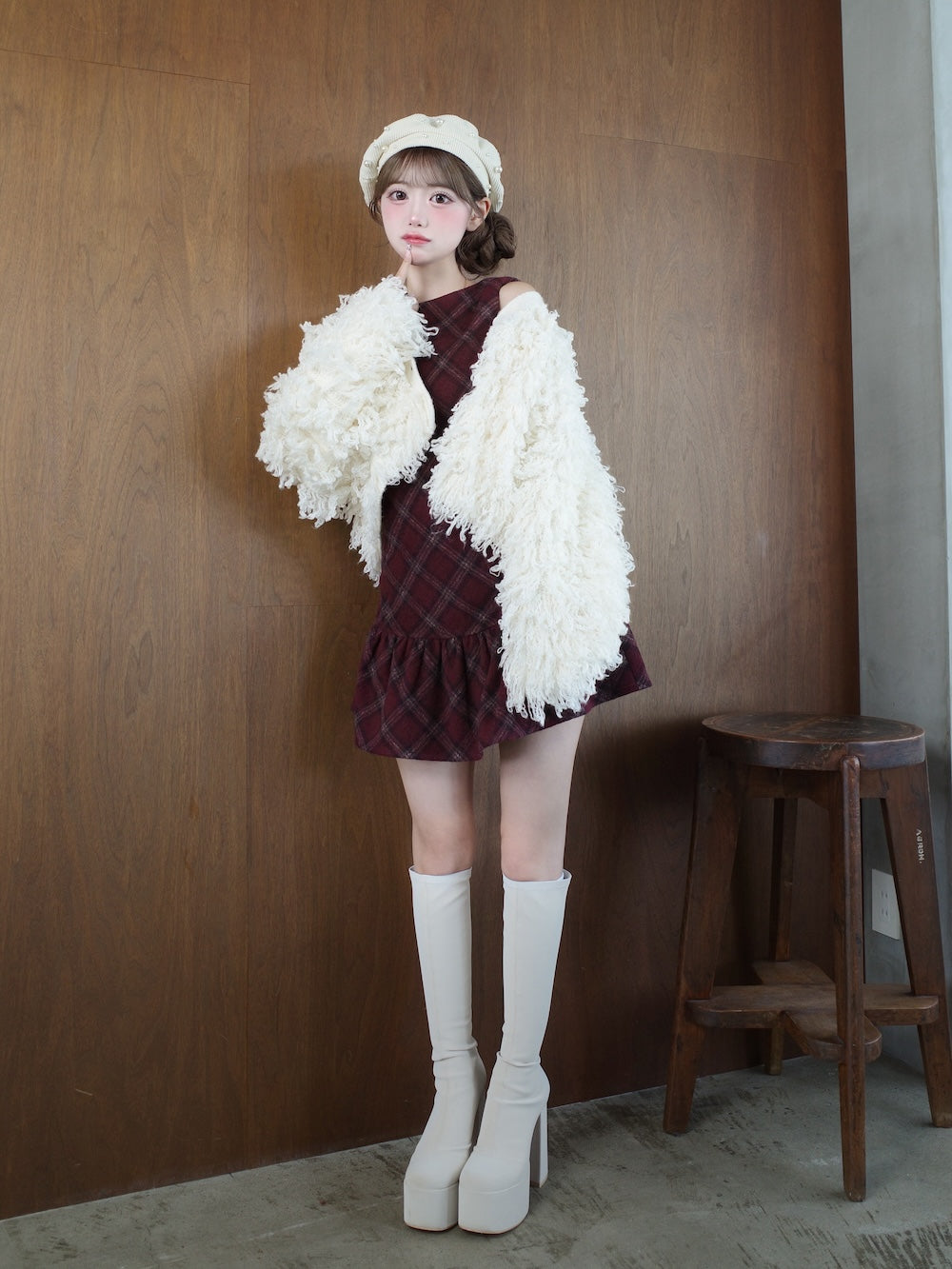 モデル：158cm（着用サイズ：FREE　着用カラー：BRD）