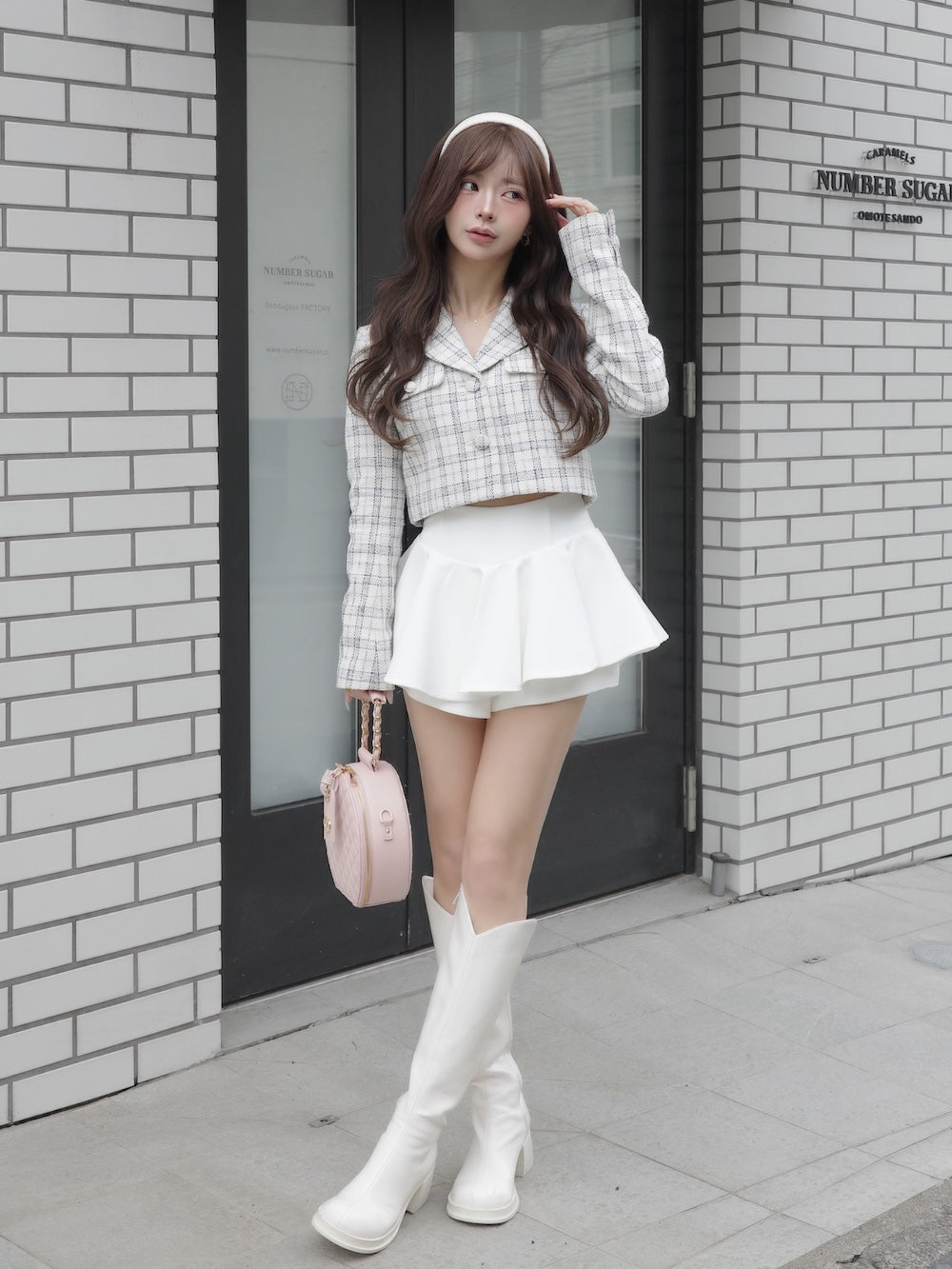 モデル：158cm（着用サイズ：FREE　着用カラー：WHT）