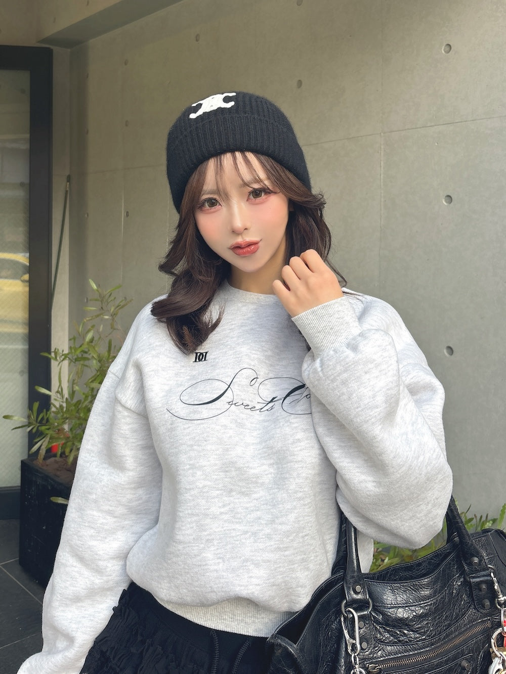 モデル：158cm（着用サイズ：FREE　着用カラー：GRY）