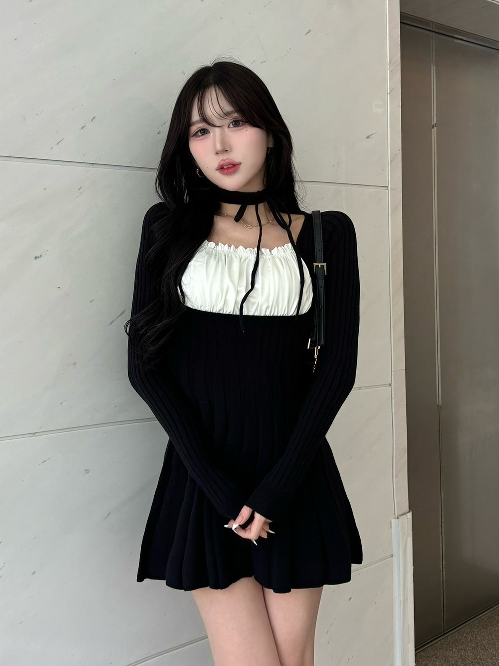 モデル：165cm（着用サイズ：FREE　着用カラー：BLK）