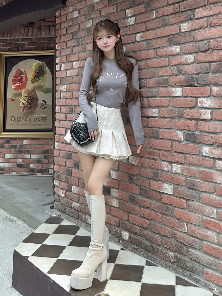 モデル：158cm（着用サイズ：S　着用カラー：IVO）