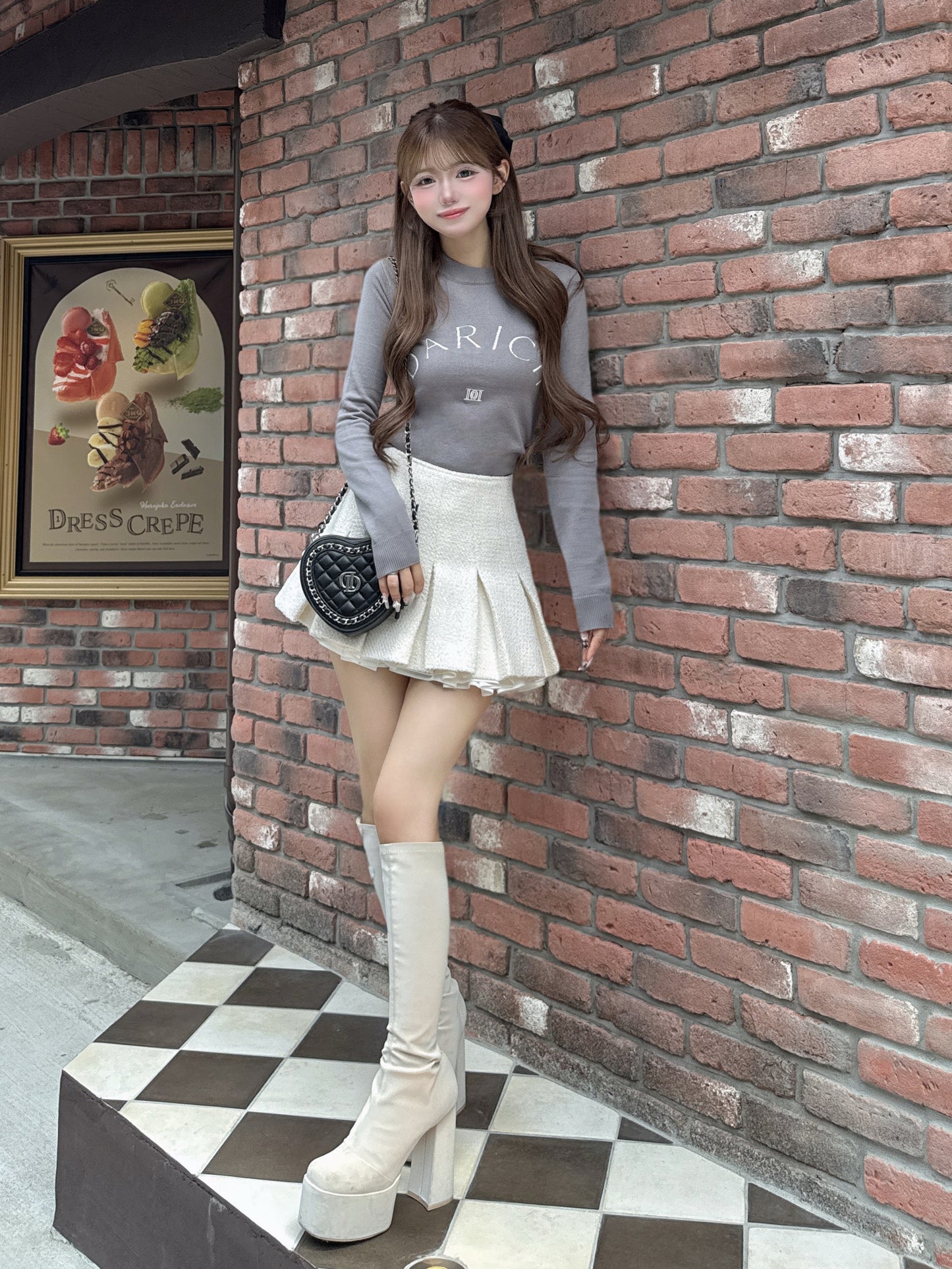 モデル：158cm（着用サイズ：FREE　着用カラー：GRY）