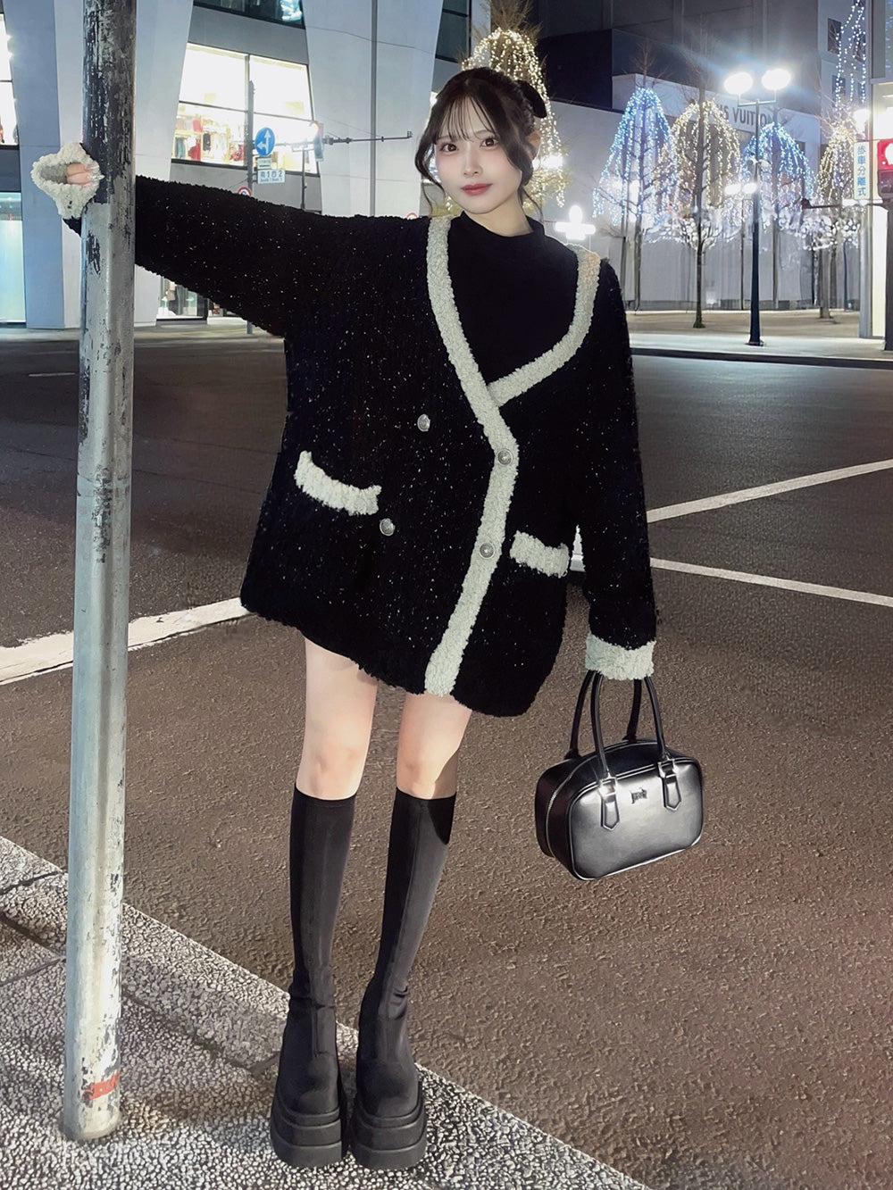 モデル：150cm（着用サイズ：FREE　着用カラー：BLK）