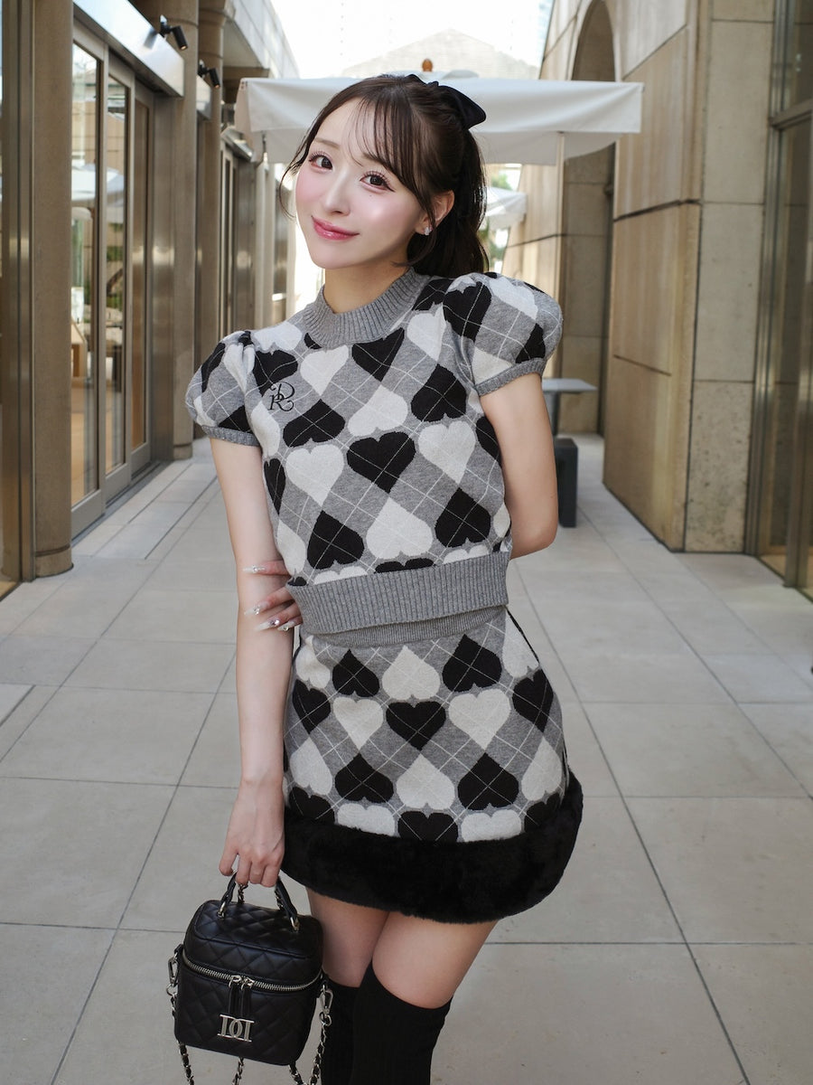 モデル：156cm（着用サイズ：FREE　着用カラー：GRY）
