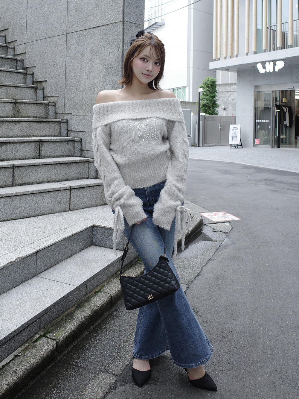 モデル：163cm（着用サイズ：FREE　着用カラー：BEG）