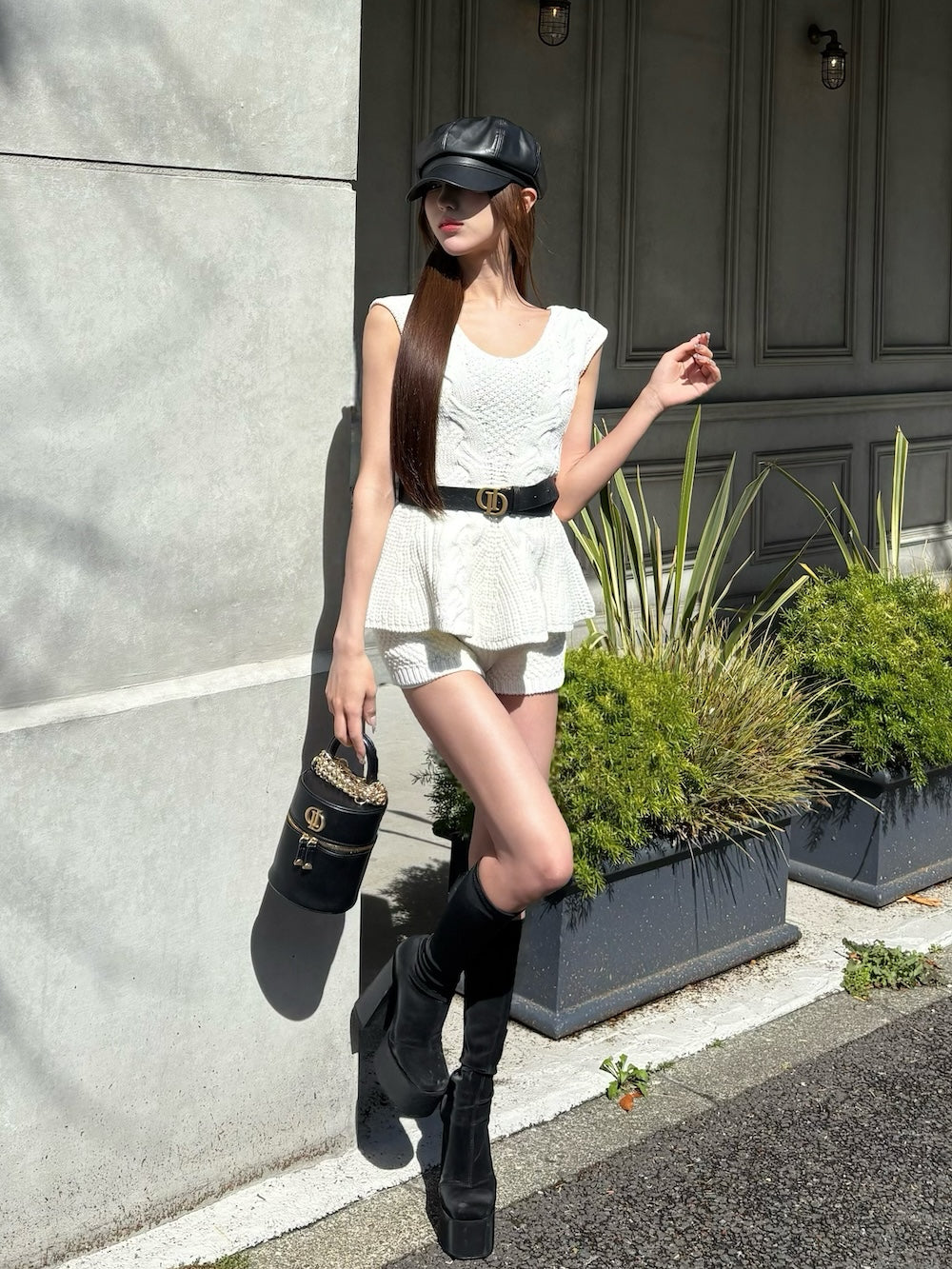 オフショルケーブルニットセットアップ