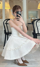 モデル：161cm（着用サイズ：FREE　着用カラー：WHT）