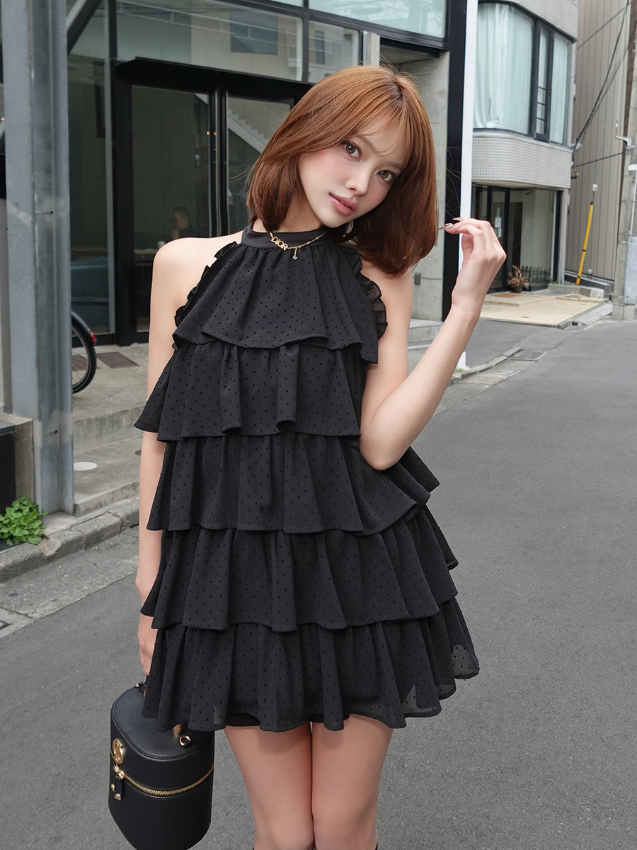 モデル：163cm（着用サイズ：FREE　着用カラー：BLK）