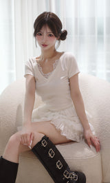 モデル：158cm（着用サイズ：FREE　着用カラー：WHT）