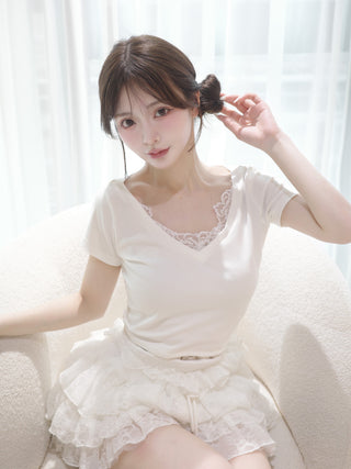 モデル：158cm（着用サイズ：FREE　着用カラー：WHT）