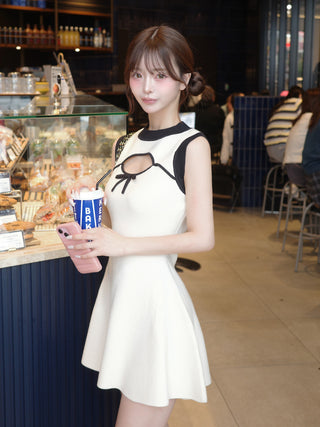 モデル：158cm（着用サイズ：FREE　着用カラー：IVO）