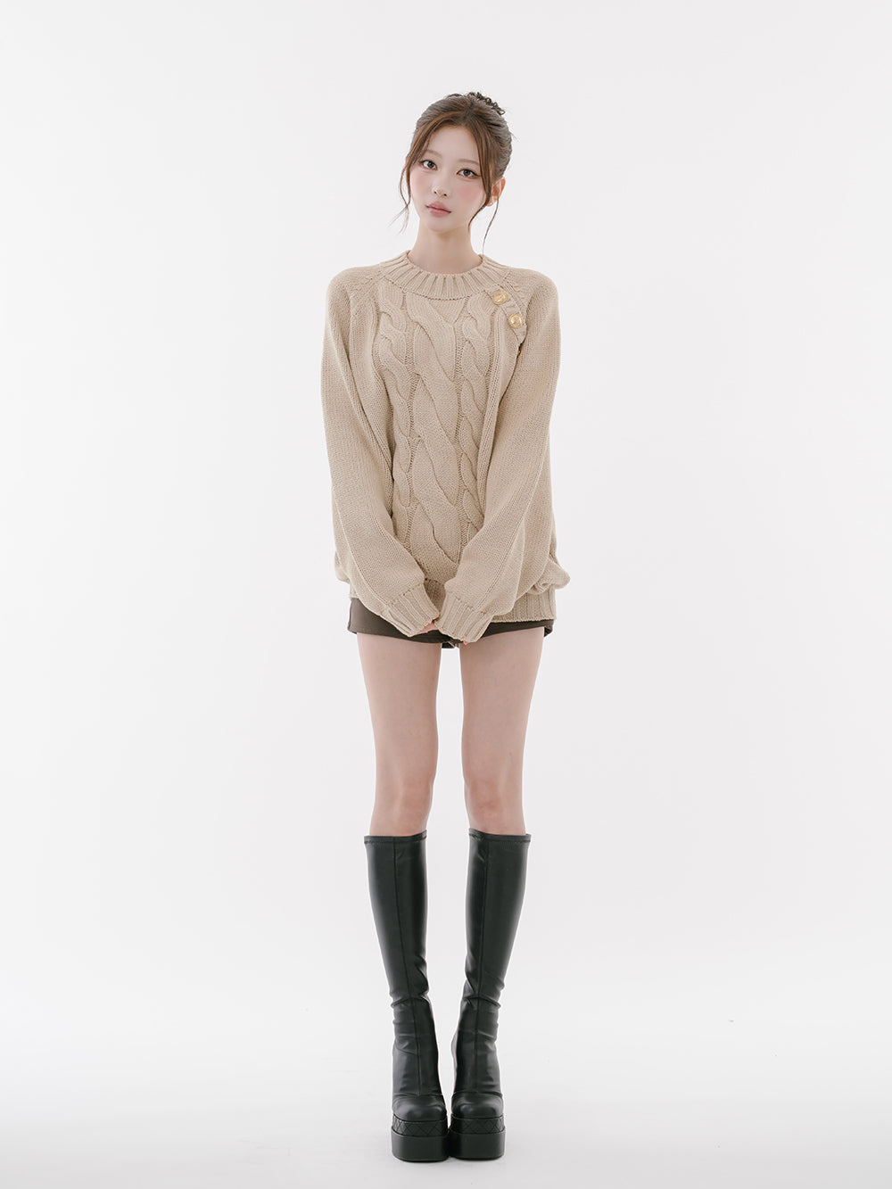 モデル：165cm（着用サイズ：FREE　着用カラー：BEG）