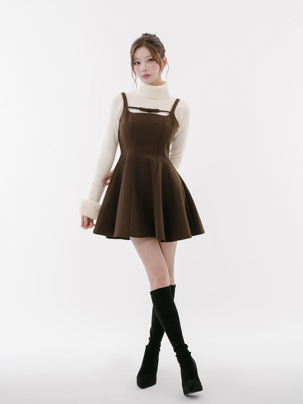 モデル：165cm（着用サイズ：FREE　着用カラー：BRN）