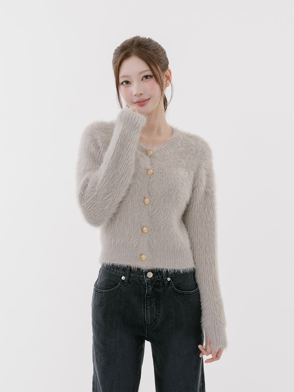 モデル：165cm（着用サイズ：FREE　着用カラー：GRY）