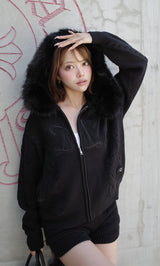 モデル：163cm（着用サイズ：FREE　着用カラー：BLK）