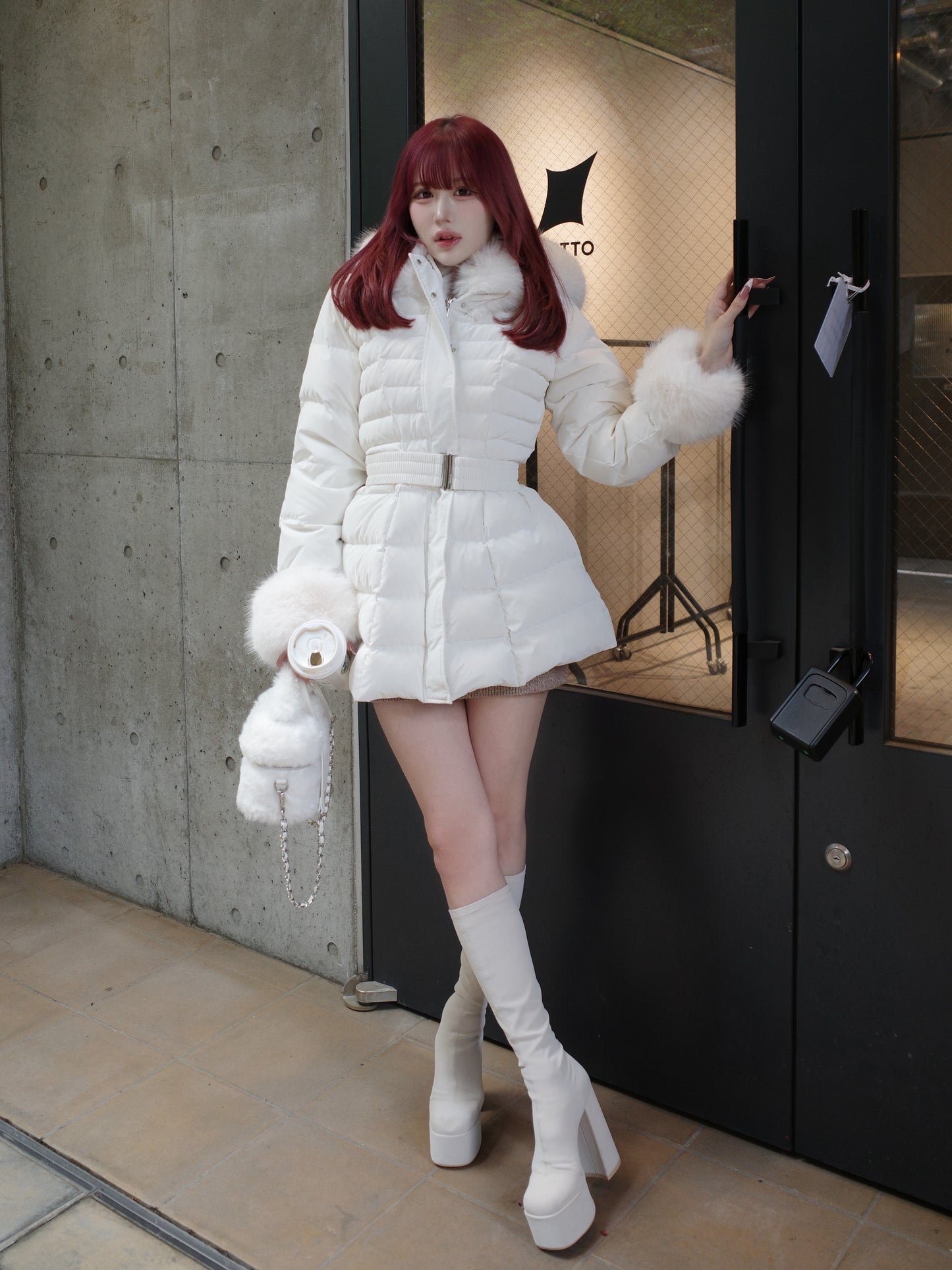 モデル：165cm（着用サイズ：S　着用カラー：WHT）