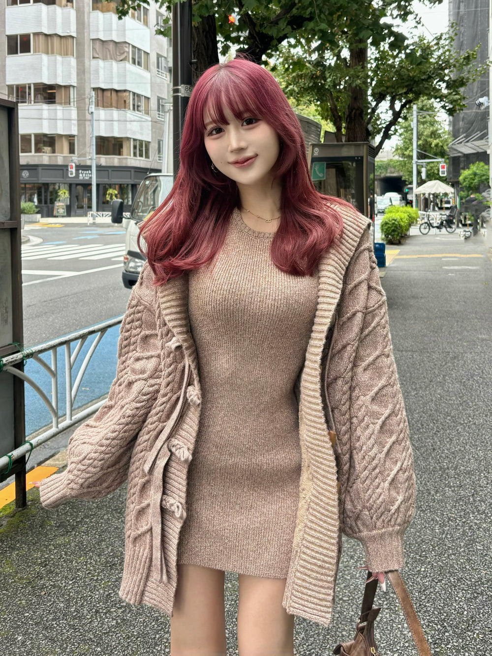 ケーブルアンサンブルニットミニワンピース