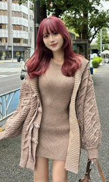 モデル：165cm（着用サイズ：FREE　着用カラー：MOC）