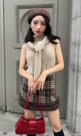 モデル：155cm（着用サイズ：FREE　着用カラー：BEG）