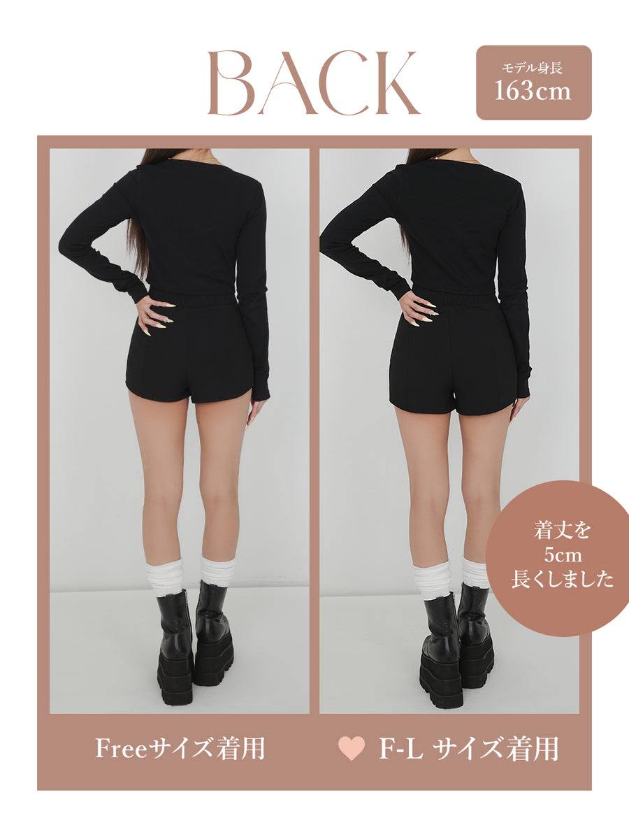 モデル：163cm（着用サイズ：FREE/F-L　着用カラー：BLK）