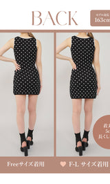 モデル：163cm（着用サイズ：FREE/F-L　着用カラー：BLK）