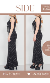 モデル：148cm（着用サイズ：F-S/FREE　着用カラー：DOT）